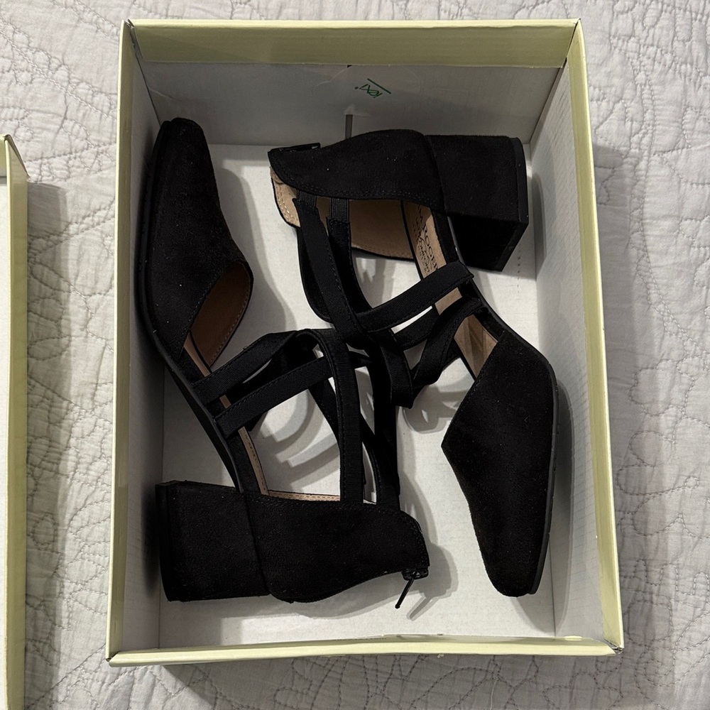 Kim Rogers Elegant Black Block Heels 7M